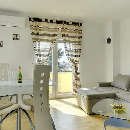 House Kralj *
